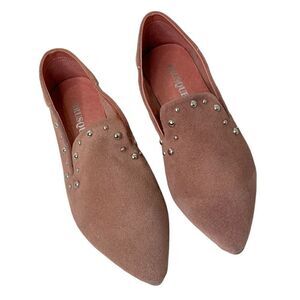 𝅺BRUSQUE ‘Dani’ Pointed Toe Genuine Suede Studded Flat in Light Pink Sz 36
